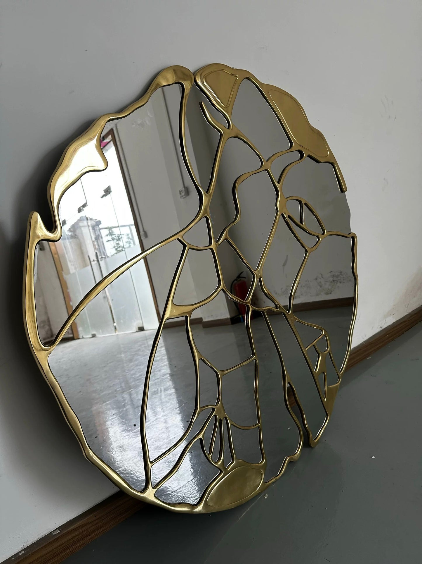 Irregular Mirror Artistic Brass Mirror Luxurious Mirror Home Decor