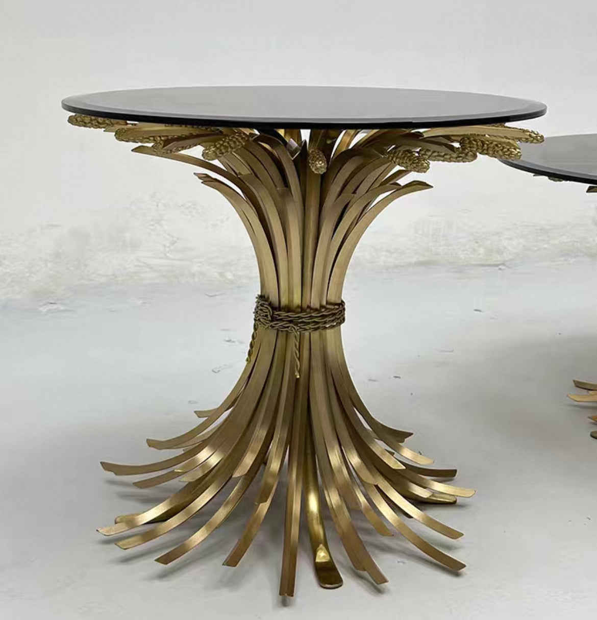 New Arrivals Unique Design Stainless Steel Ears of Wheat Glass Table Coffee Table