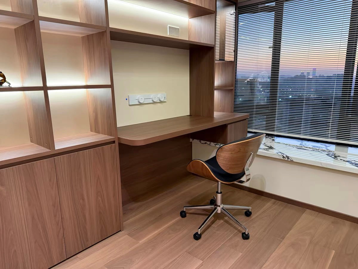 Luxurious Office Chair Swivel Chair Modern Design for Office and Home