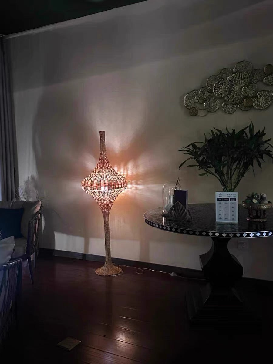 Japanese-style Floor Lamp Natural Rattan Craftsmanship Artistic Lighting Home Decor