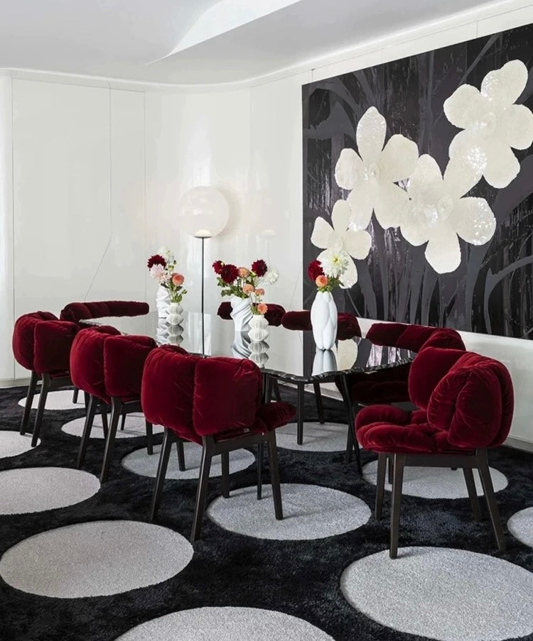 New Arrivals Italian-inspired Dining Chair Elegant and Comfortable Chair Dinning Room Furniture