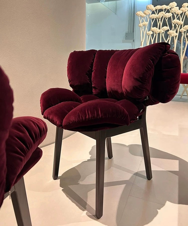 New Arrivals Italian-inspired Dining Chair Elegant and Comfortable Chair Dinning Room Furniture