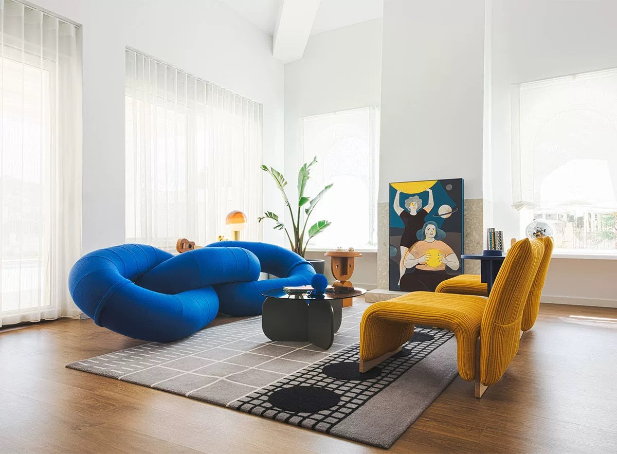 New Arrivals Spanish-inspired Link Sofa Unique Design Customized Furniture
