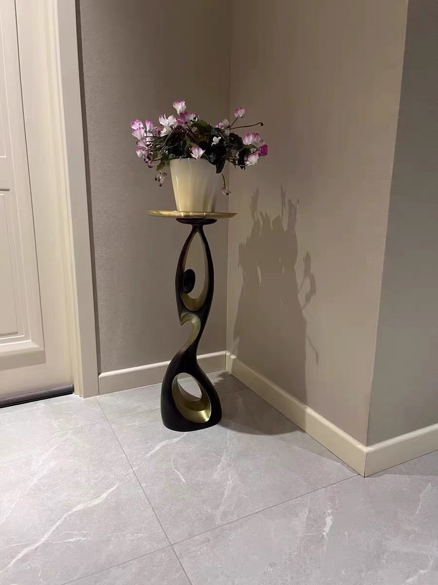 Hot sale Dancing girl side table abstract appearance coffee table