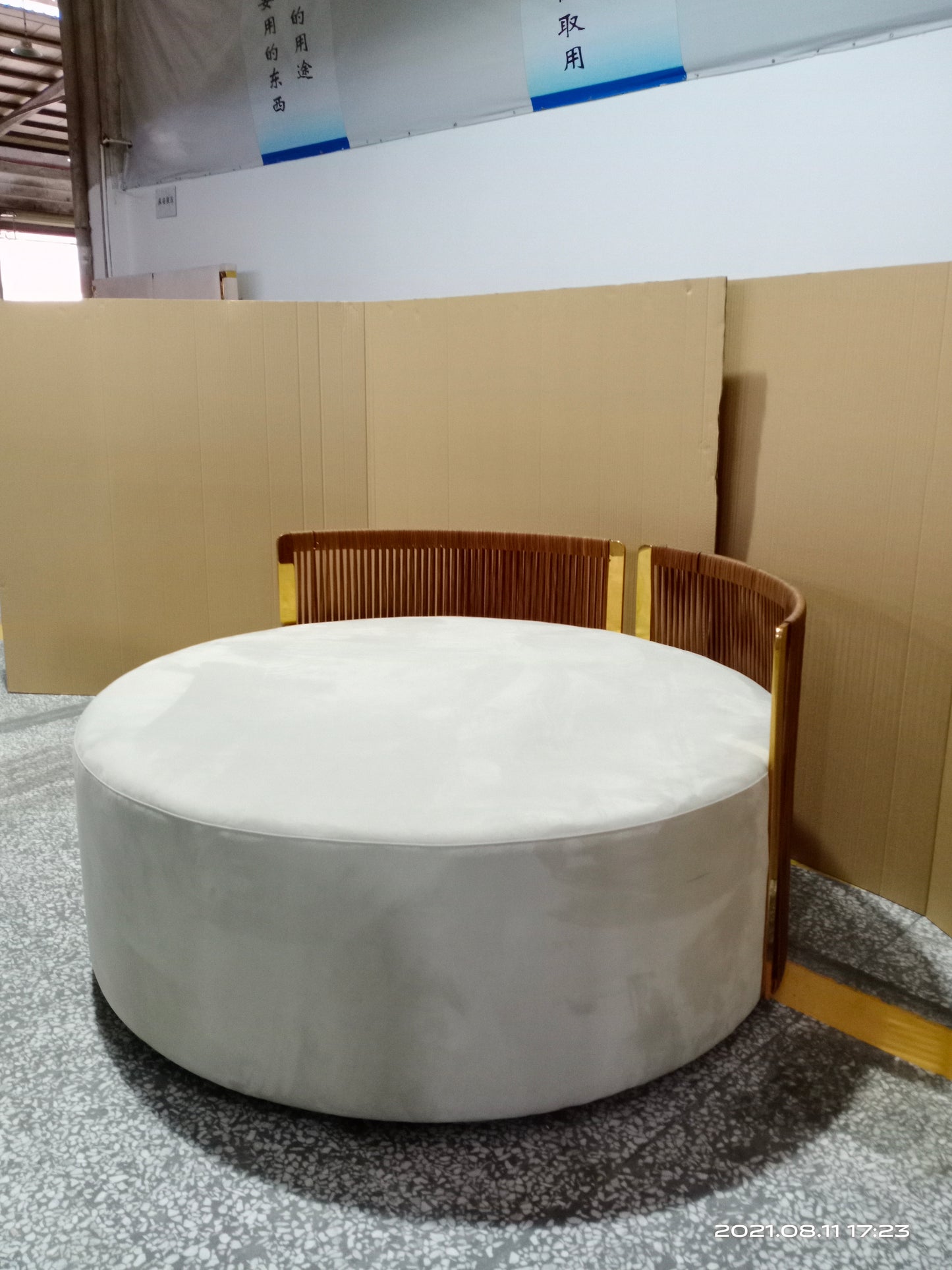 Leisure Sofa Italian Style Round Single Sofa Luxurious Furniture