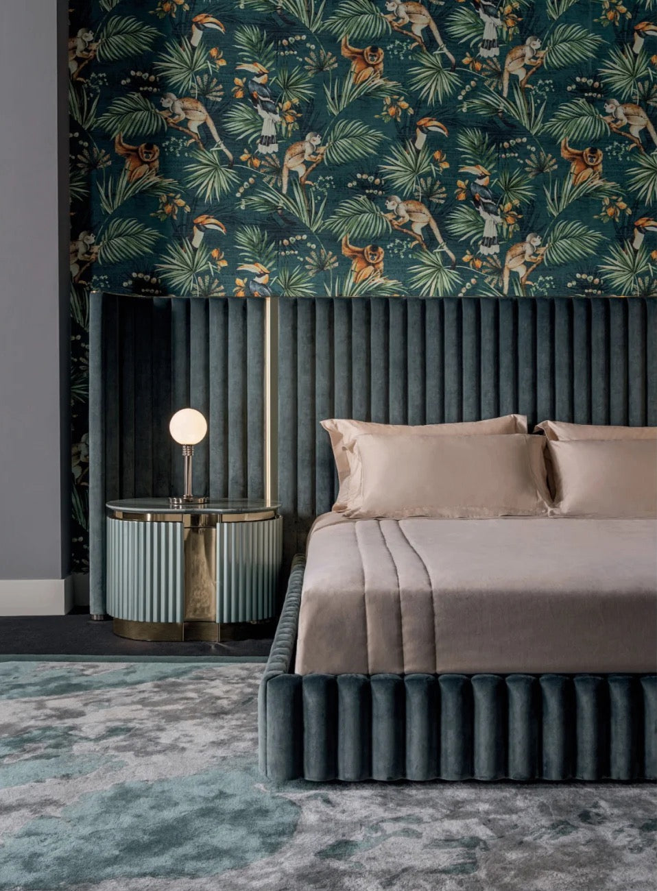 Green Napa Leather Double Bed Luxury Master Room